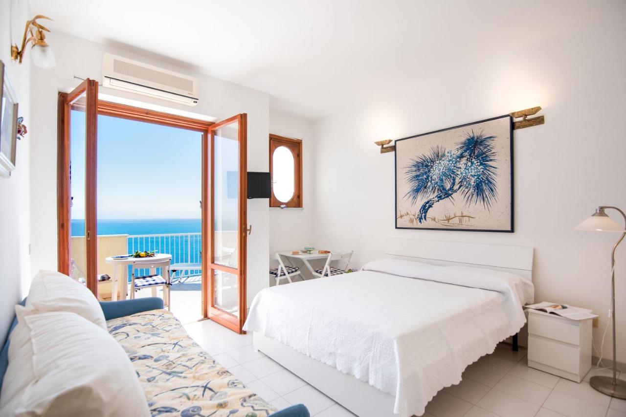 Edera Apartment Amalfi Bagian luar foto